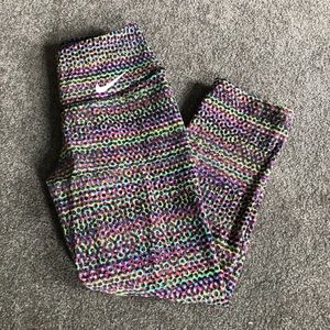 Nike Cropped Dri- Fit workout pants